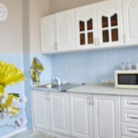 Yourhouse Микрорайон Жетысу-2, Дом 69 Almaty Exterior photo